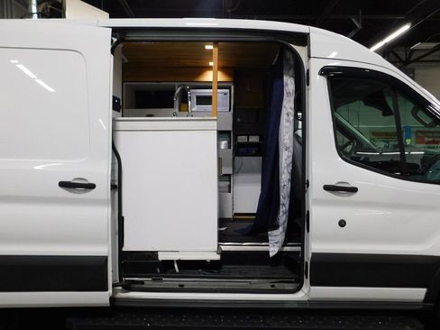 Used 2019 Ford Transit 250 148 Medium Roof image 34
