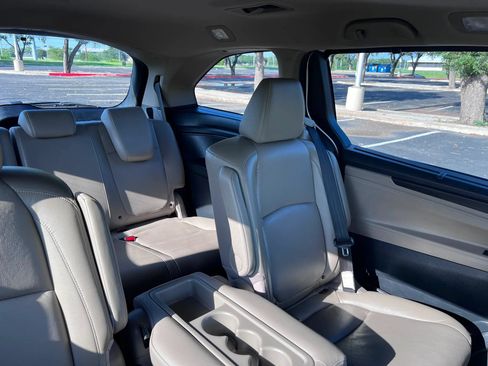 Used 2019 Honda Odyssey EX-L image 33