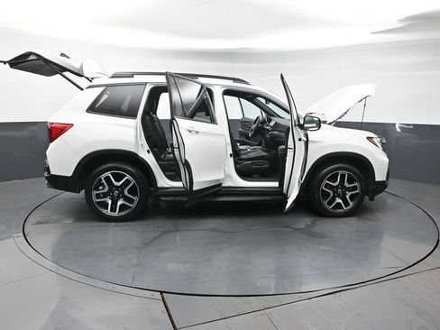 Certified 2022 Honda Passport Elite image 53