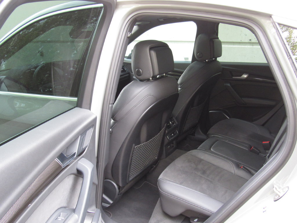 Used 2022 Audi SQ5 Premium Plus w/ Premium Plus Package AWD/4WD image 14