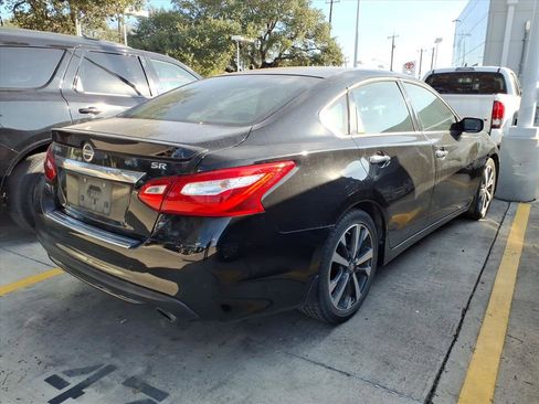 Used 2016 Nissan Altima 2.5 SR image 3