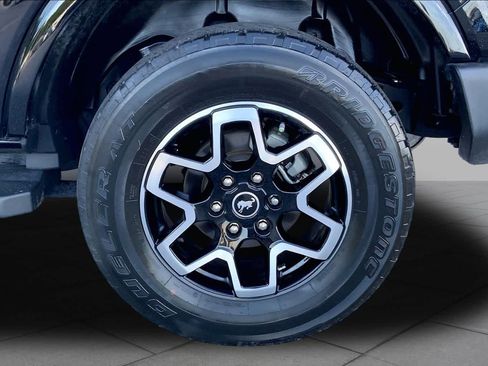 Used 2022 Ford Bronco Outer Banks AWD/4WD image 10