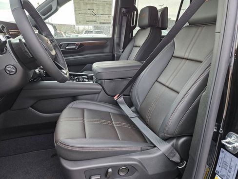 New 2026 Chevrolet Tahoe High Country AWD/4WD image 12