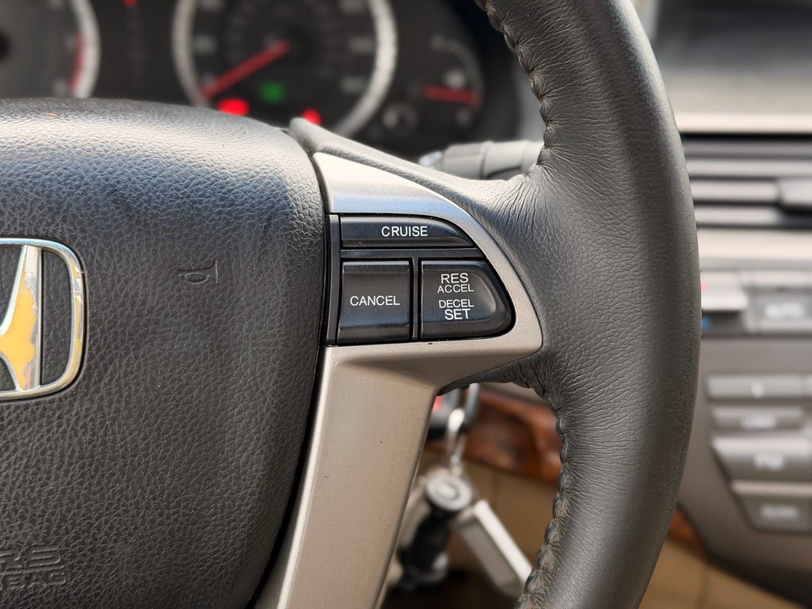 Used 2010 Honda Accord EX-L image 26