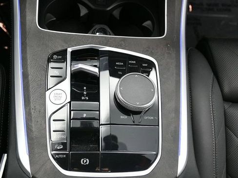 Used 2025 BMW X5 xDrive40i image 14