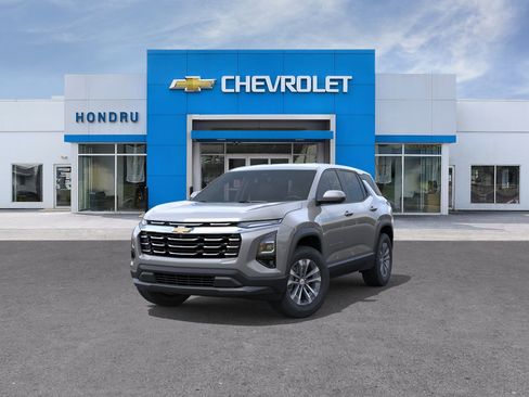 New 2026 Chevrolet Equinox LT w/ Convenience Package II AWD/4WD image 8