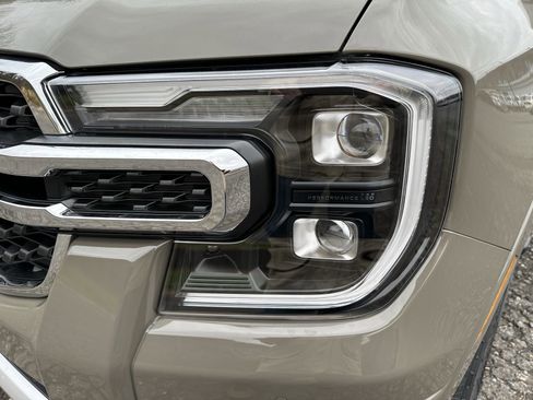 New 2025 Ford Ranger Lariat w/ Chrome Accent Package image 12