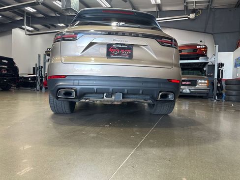 Used 2019 Porsche Cayenne AWD/4WD image 58