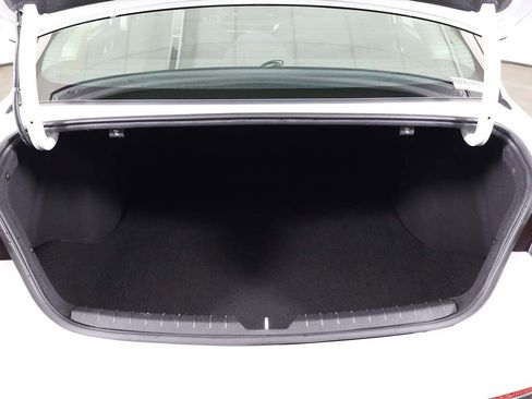 Used 2024 Kia K5 LXS image 18