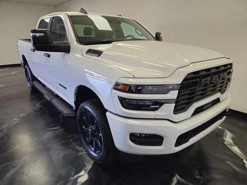 Used 2025 RAM 2500 Big Horn AWD/4WD image 21