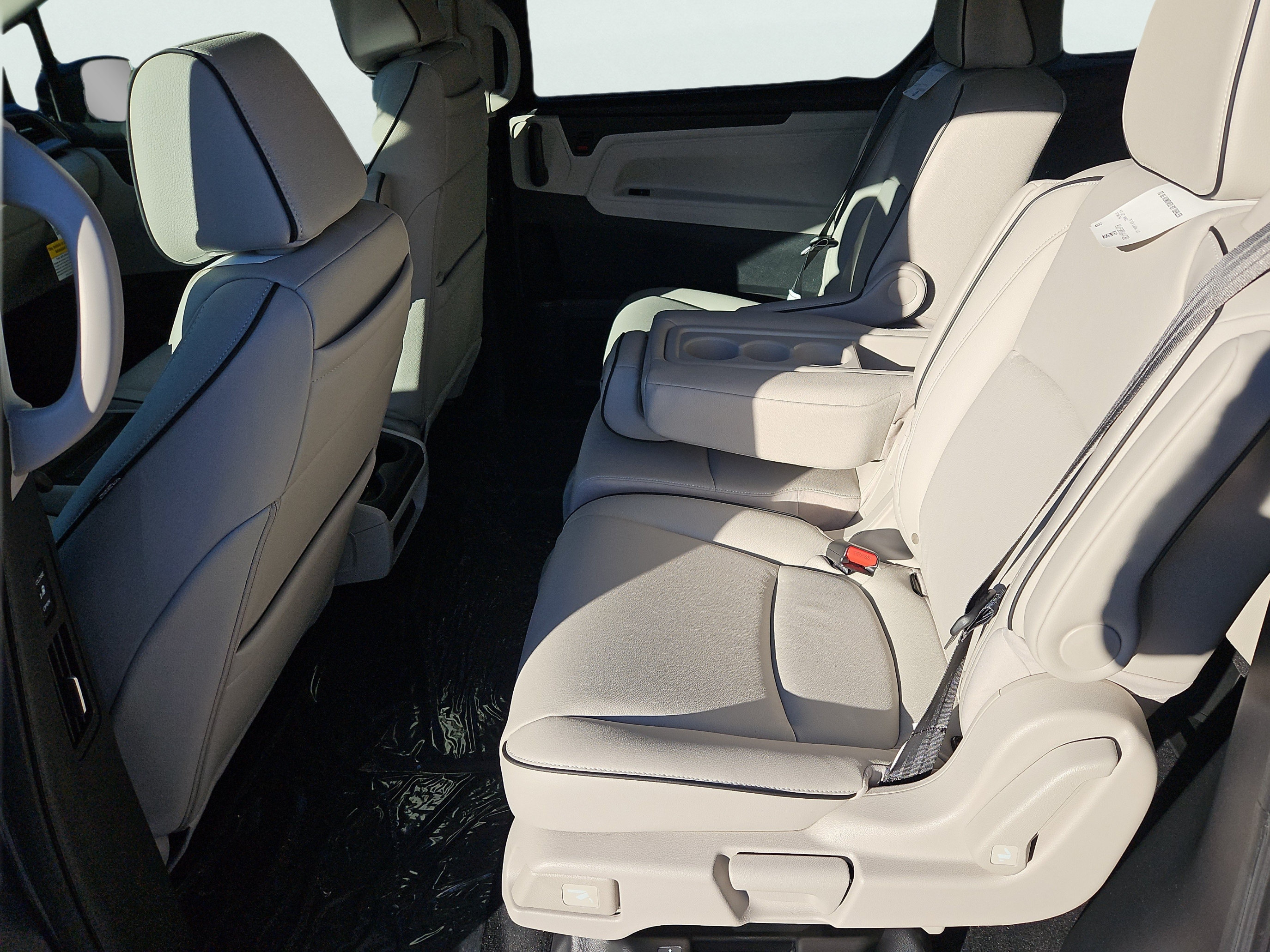 New 2027 Honda Odyssey Touring image 23