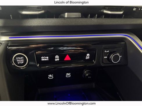 Used 2025 Audi Q5 Premium w/ Convenience Package AWD/4WD image 62