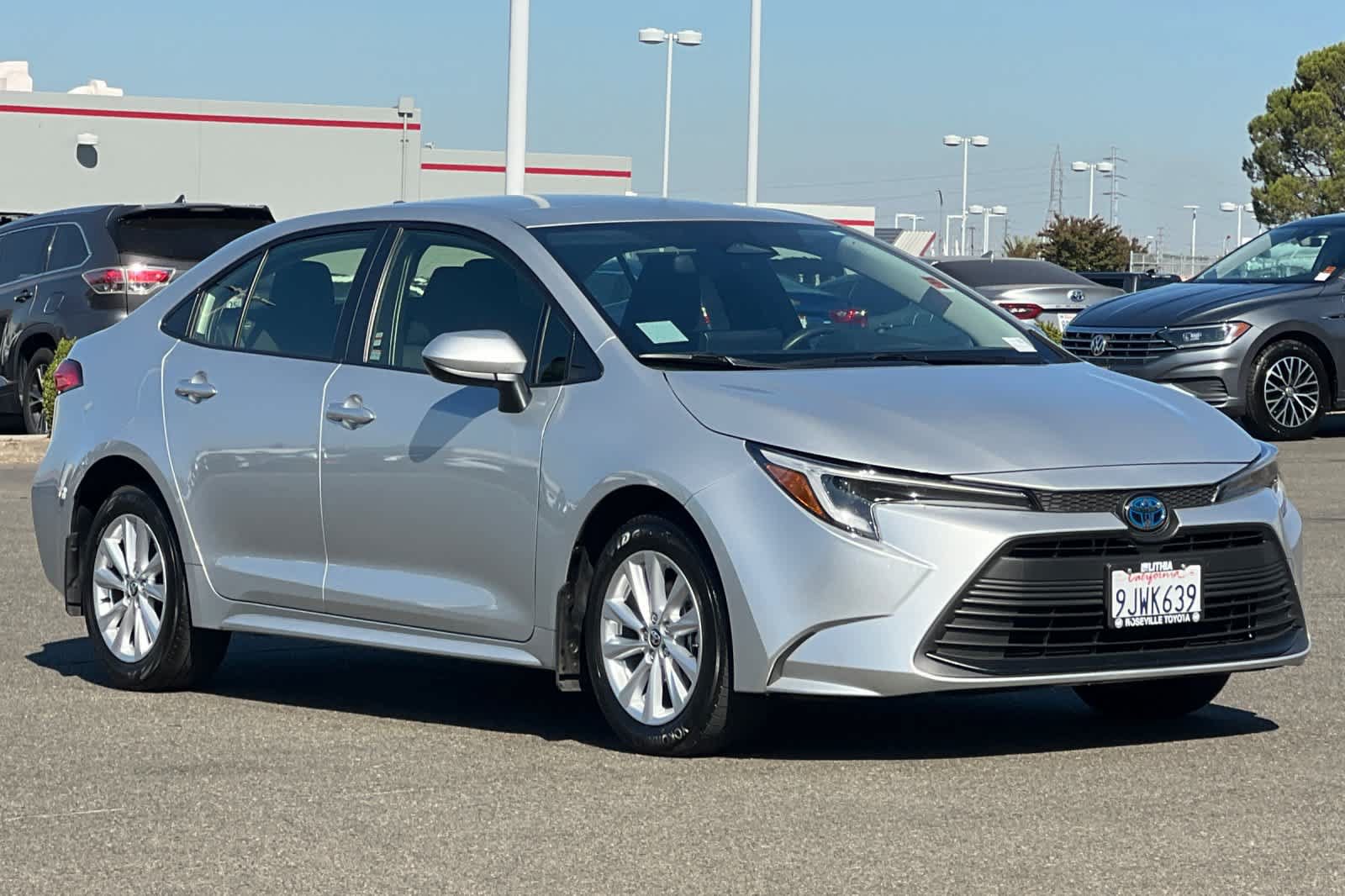 Certified 2024 Toyota Corolla LE w/ LE Convenience Package FWD image 2