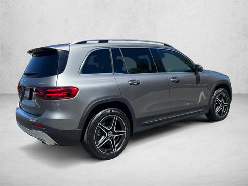Certified 2026 Mercedes-Benz GLB 250 4MATIC image 5