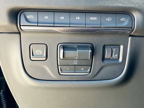 New 2026 Cadillac Escalade ESV Luxury w/ Touring Package AWD/4WD image 20