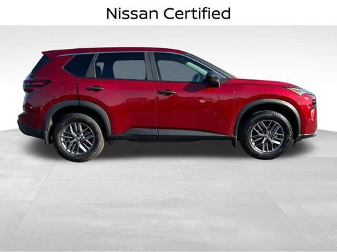Certified 2025 Nissan Rogue S image 2