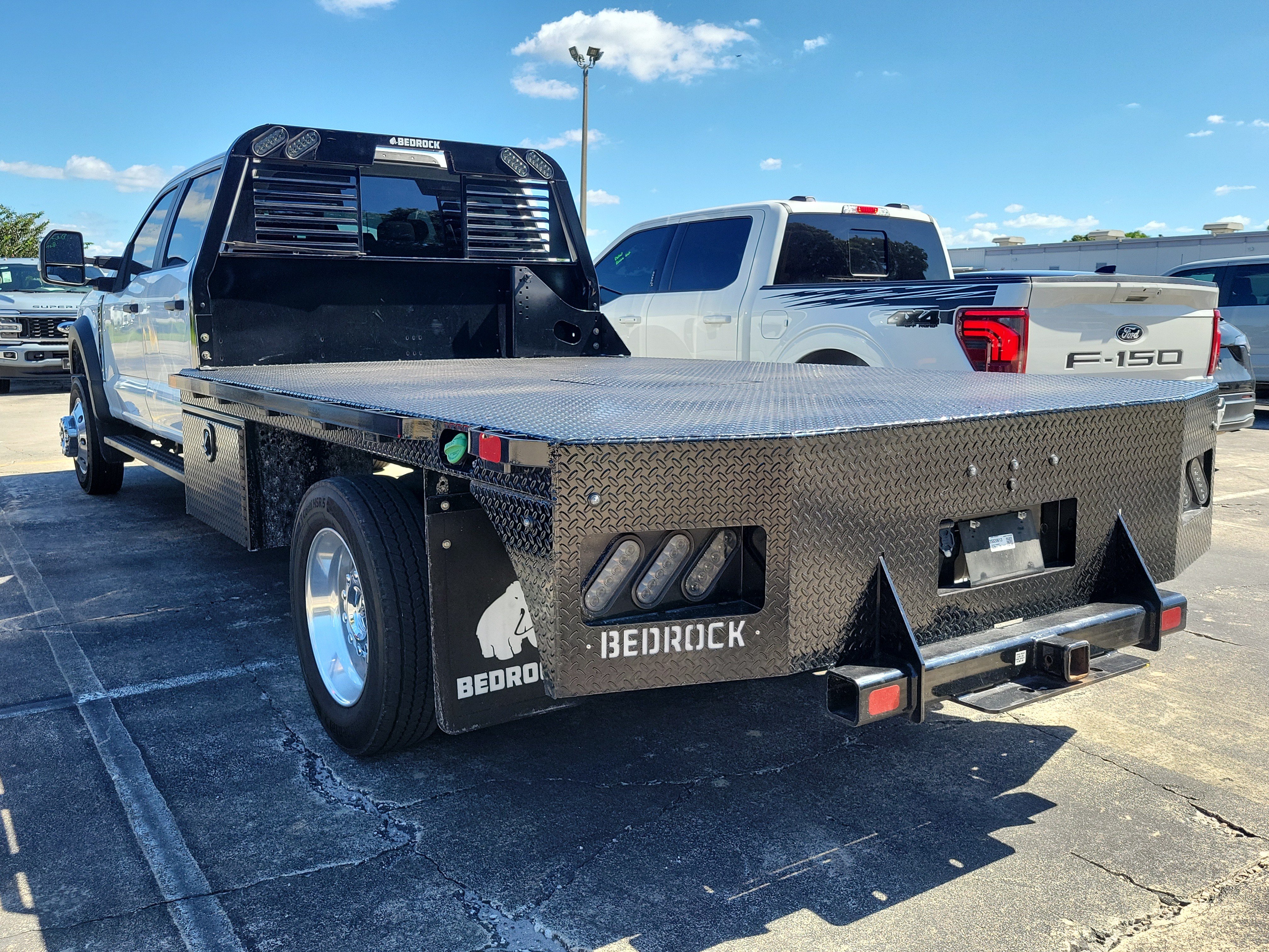Used 2025 Ford F450 XL w/ Snow Plow Prep Package AWD/4WD image 4