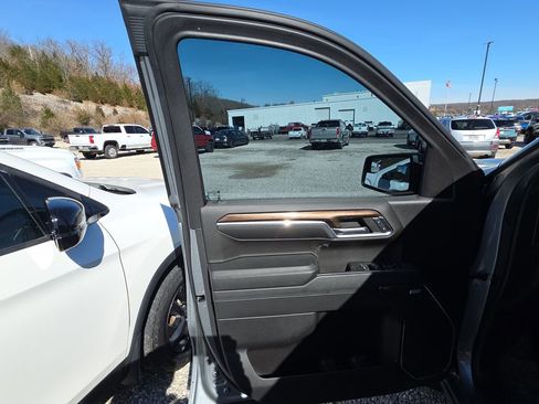 Used 2024 Chevrolet Silverado 1500 RST w/ Convenience Package II image 8