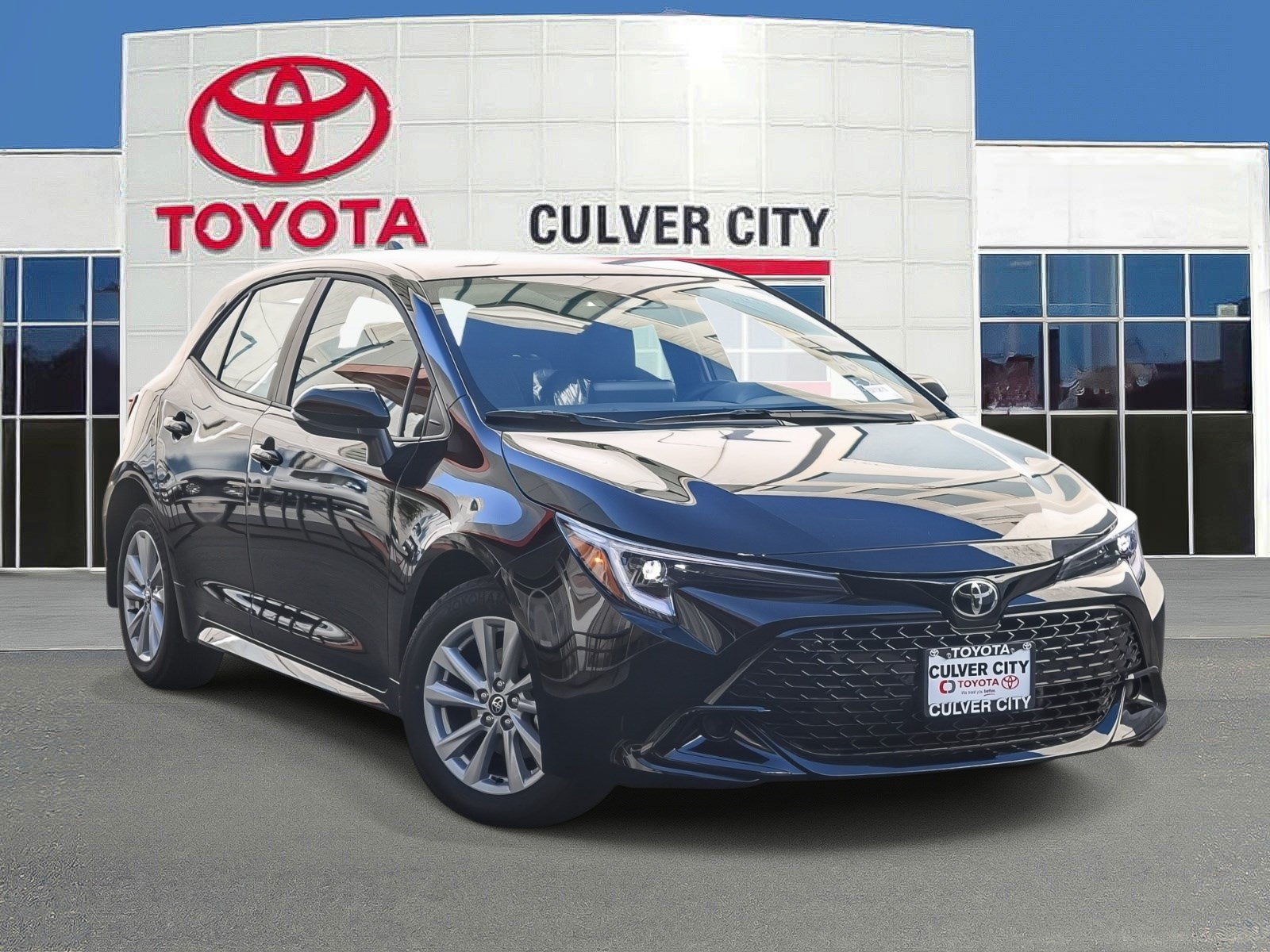 New 2027 Toyota Corolla SE FWD image 1