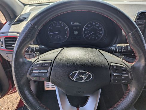 Used 2018 Hyundai Elantra GT Sport image 14