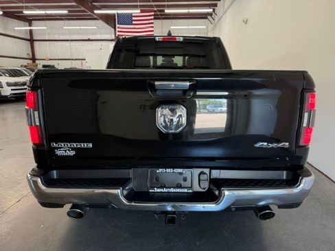 Used 2019 RAM 1500 Laramie AWD/4WD image 9