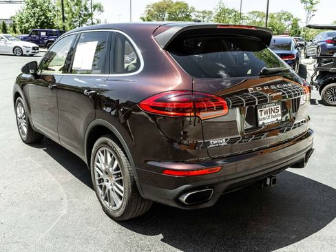 Used 2016 Porsche Cayenne AWD/4WD image 42