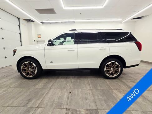 New 2027 Ford Expedition King Ranch AWD/4WD image 2