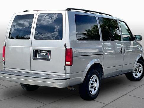 Used 2005 Chevrolet Astro Passenger AWD image 11