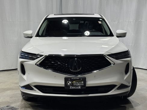Used 2023 Acura MDX SH-AWD w/ Technology Package image 2