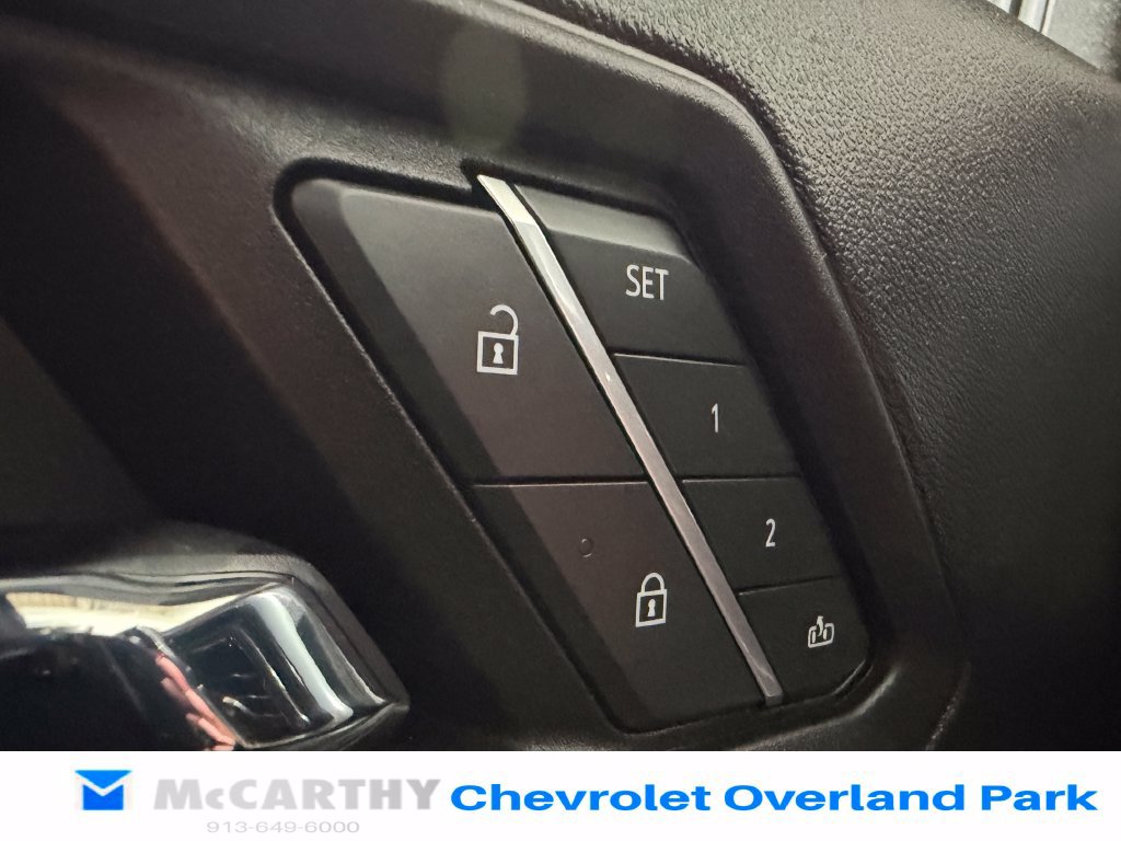 Used 2023 GMC Canyon AT4 w/ AT4 Premium Package AWD/4WD image 19