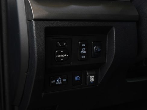 Used 2021 Toyota Tundra SR5 image 22