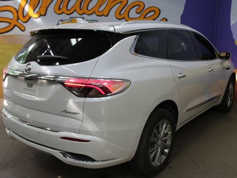 Used 2022 Buick Enclave Avenir w/ Trailering Package, 5000 lbs. AWD/4WD image 5