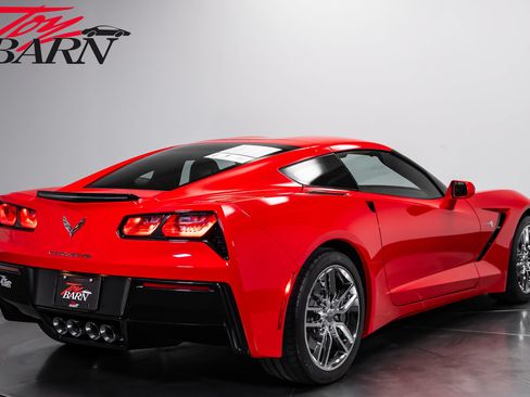 Used 2015 Chevrolet Corvette Stingray Coupe RWD image 13