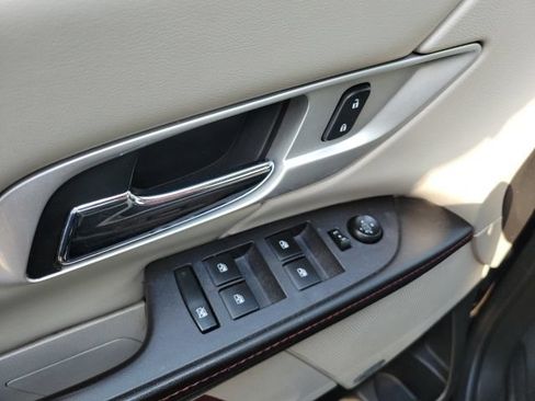 Used 2015 GMC Terrain SLT w/ Chrome Edition FWD image 10