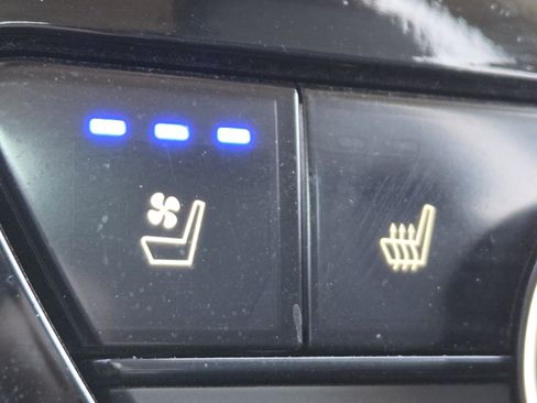 Used 2024 Honda Accord Touring image 8