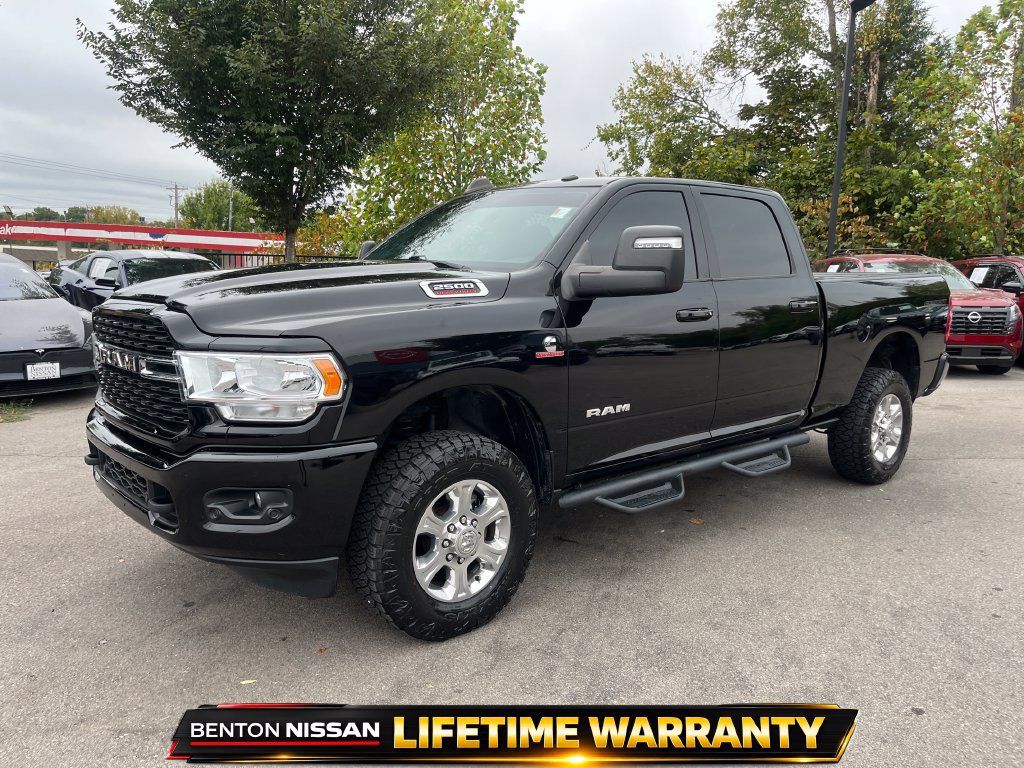 Used 2024 RAM 2500 Big Horn w/ Sport Appearance Package AWD/4WD image 4