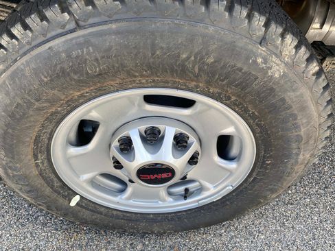 New 2025 GMC Sierra 2500 Pro w/ Convenience Package image 7