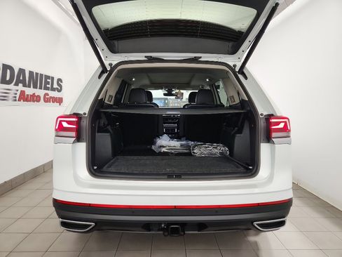 New 2026 Volkswagen Atlas SE FWD image 37