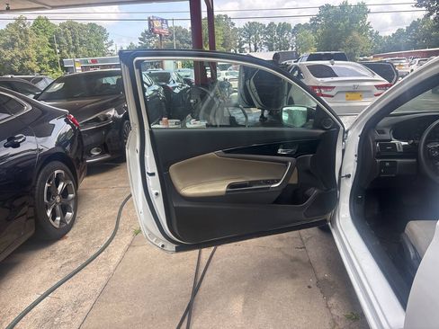 Used 2017 Honda Accord LX-S image 9