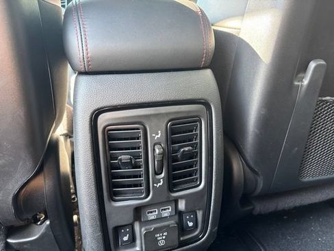 Used 2024 Dodge Durango R/T AWD/4WD image 14