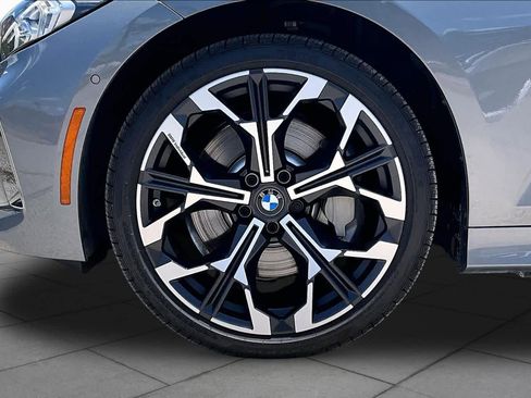 Used 2026 BMW 330i Sedan w/ Premium Package RWD image 10