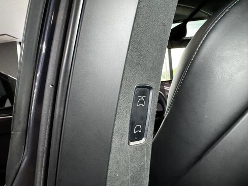 Used 2022 Tesla Model X Plaid AWD/4WD image 28