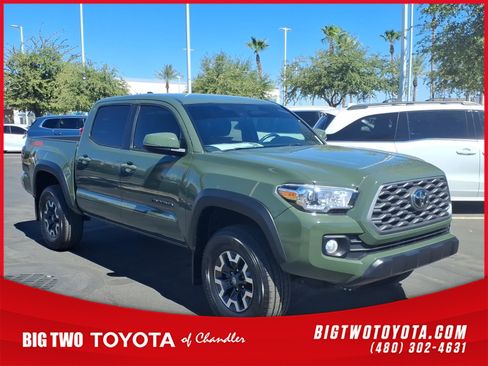 Used 2022 Toyota Tacoma TRD Off-Road AWD/4WD image 1