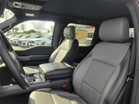 New 2025 Ford F150 Lightning Lariat image 19