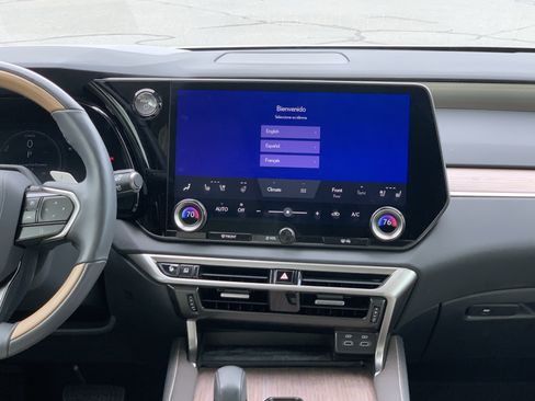 Used 2024 Lexus RX 350 w/ Convenience Package AWD/4WD image 31