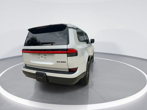 Used 2024 Lexus GX 550 w/ Cold Area Package AWD/4WD image 7