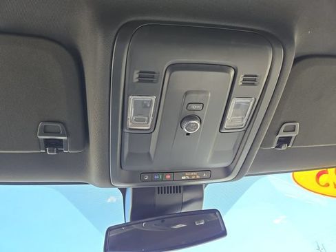 Used 2025 Chevrolet Tahoe Z71 AWD/4WD image 27