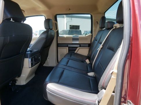 Used 2017 Ford F350 XLT w/ XLT Premium Package AWD/4WD image 16