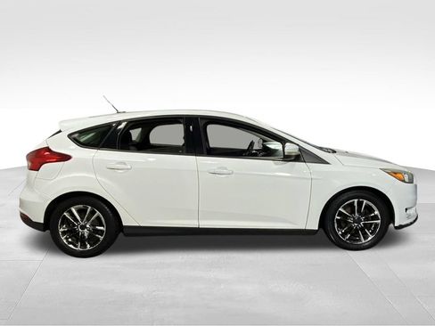 Used 2015 Ford Focus SE FWD image 10