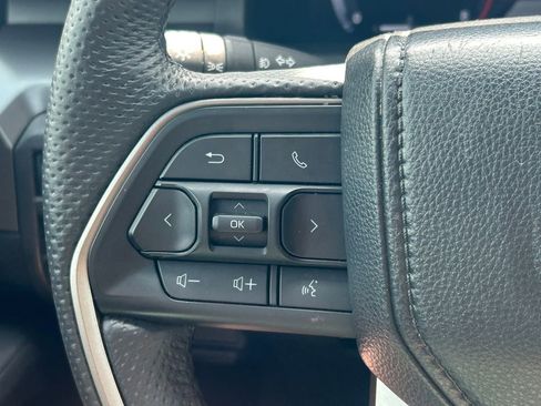 Certified 2024 Toyota Tacoma TRD Off-Road AWD/4WD image 38